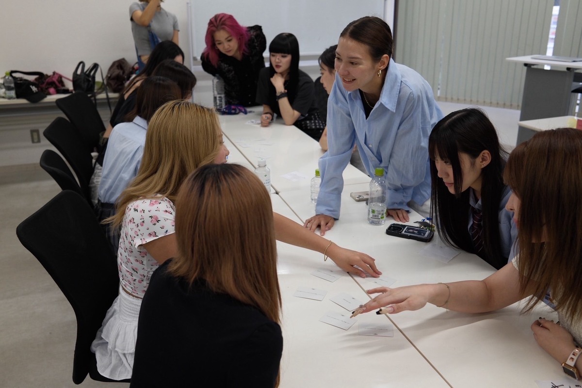 元祖「ギャル校」BLEA学園、性とからだについての座談会を実施