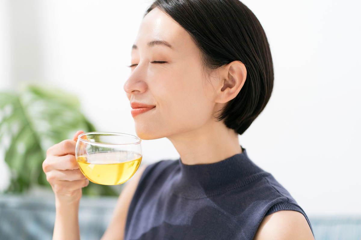 更年期のめまい・動悸・イライラに！おすすめサプリとハーブティーガイド